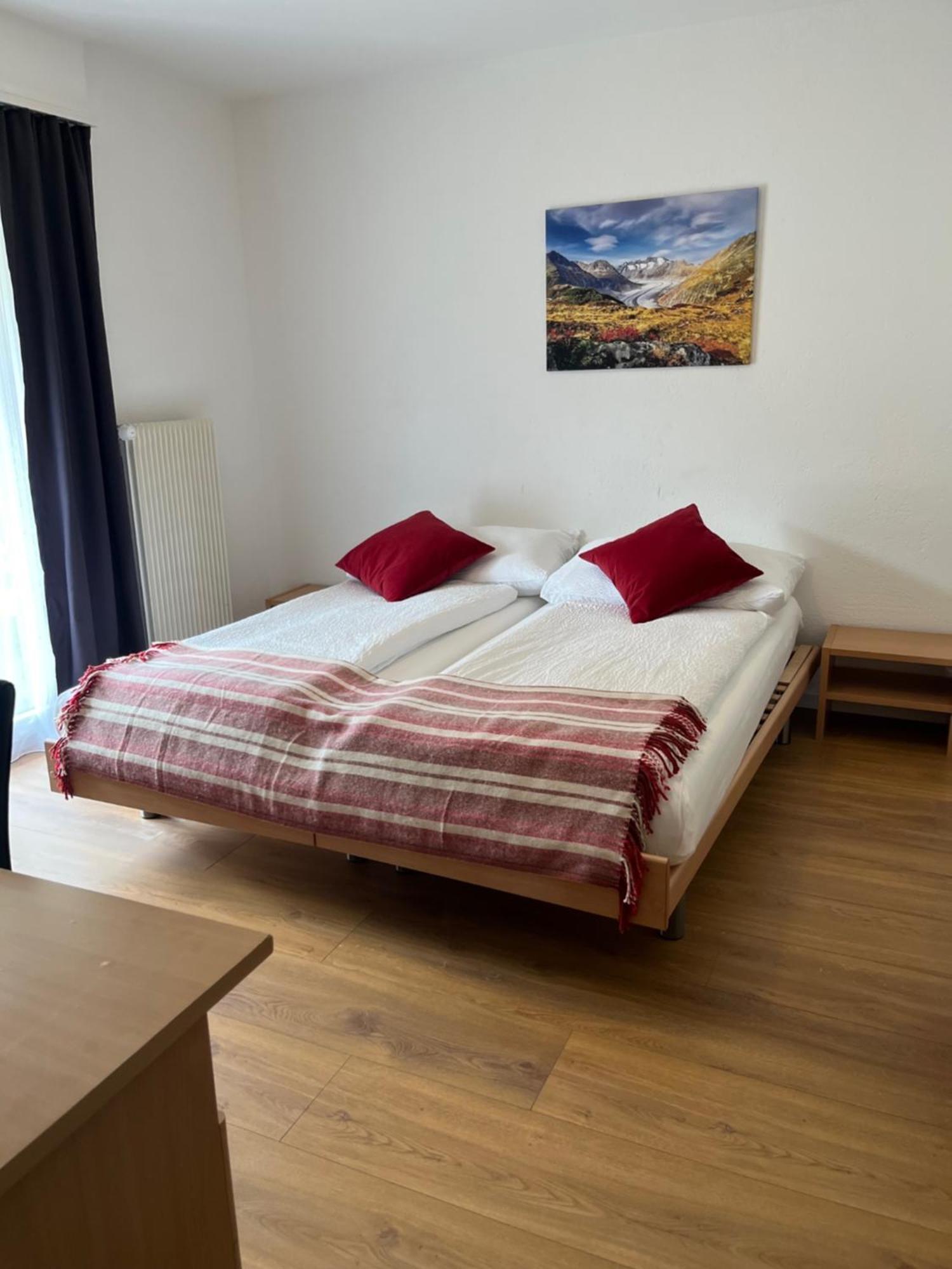 Hotel Europe Brig Luaran gambar